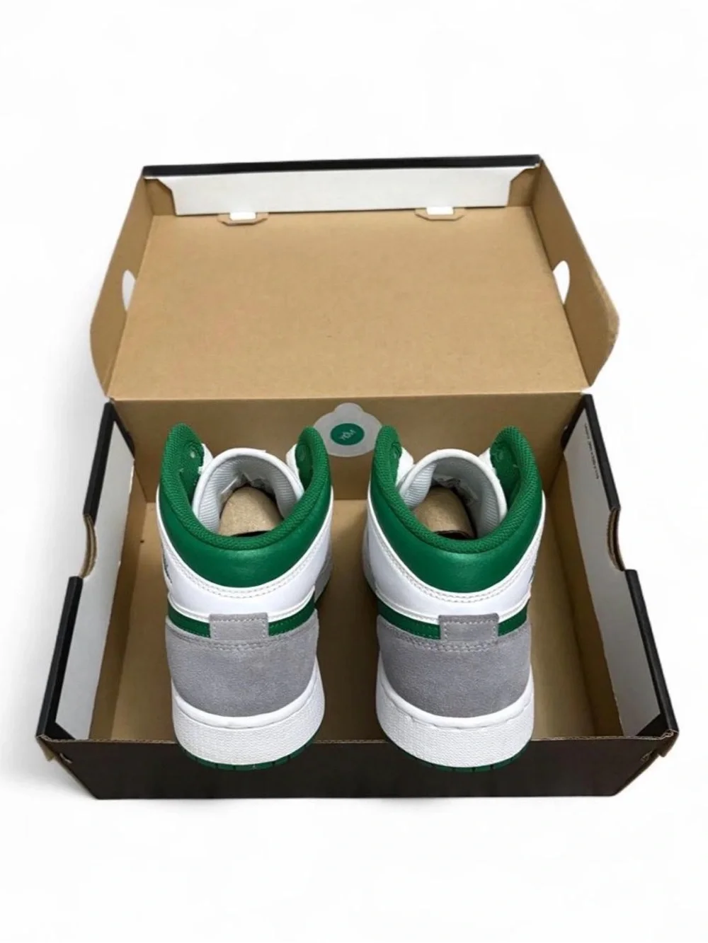 Nike Air Jordan 1 Mid SE in Green/Gray